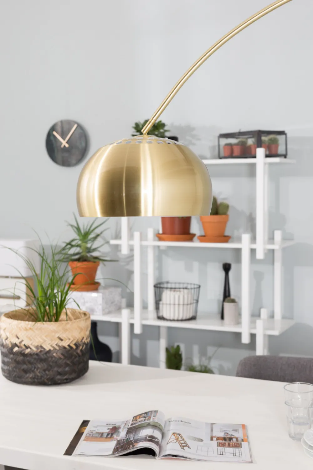 Zuiver Golvlampa 'Bow' - Mässing