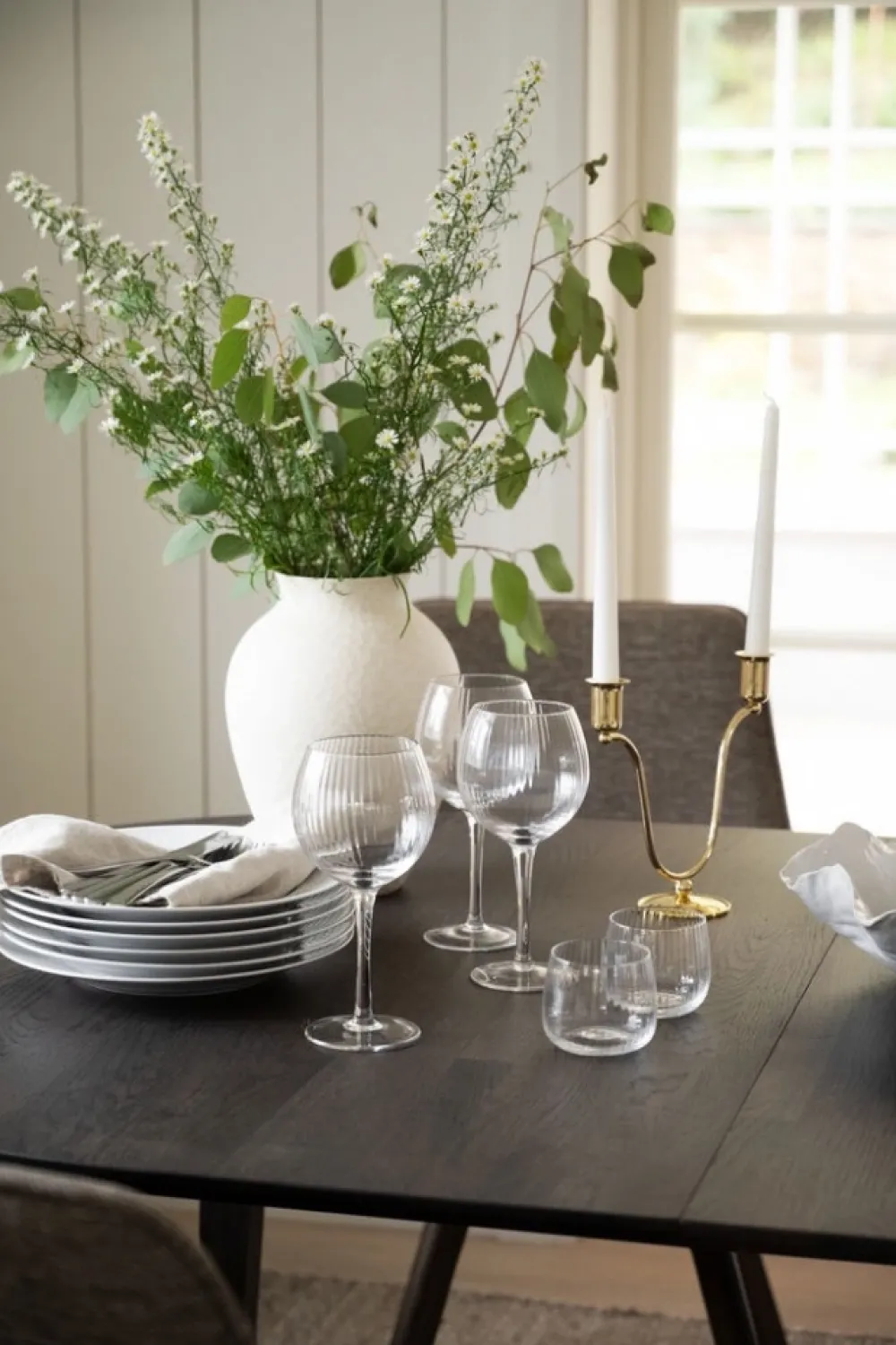 Rowico Home Matbord 'Filippa' 170x105 - Svart