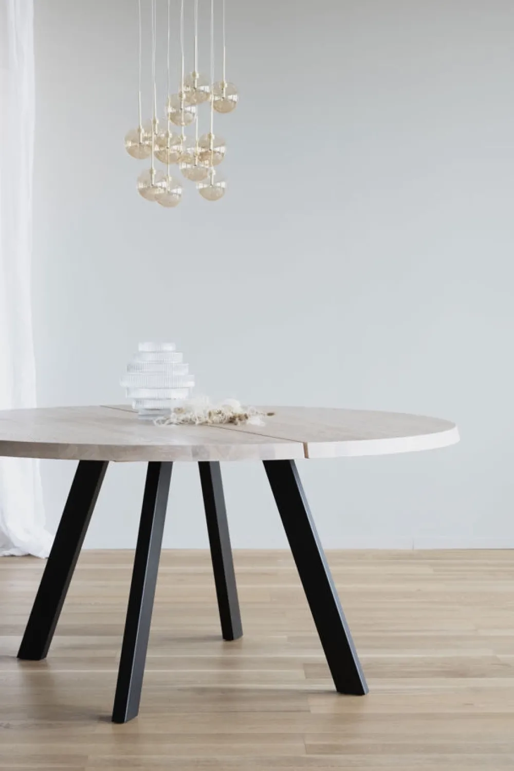 Rowico Home Matbord 'Fred' Runt 160cm - Vitpigmenterad