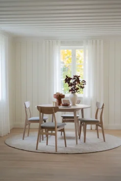 Rowico Home Matbord 'Tyler' 120x120 - Vit