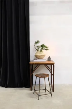 Trademark Living Pall 'Leo' - Järn/trä