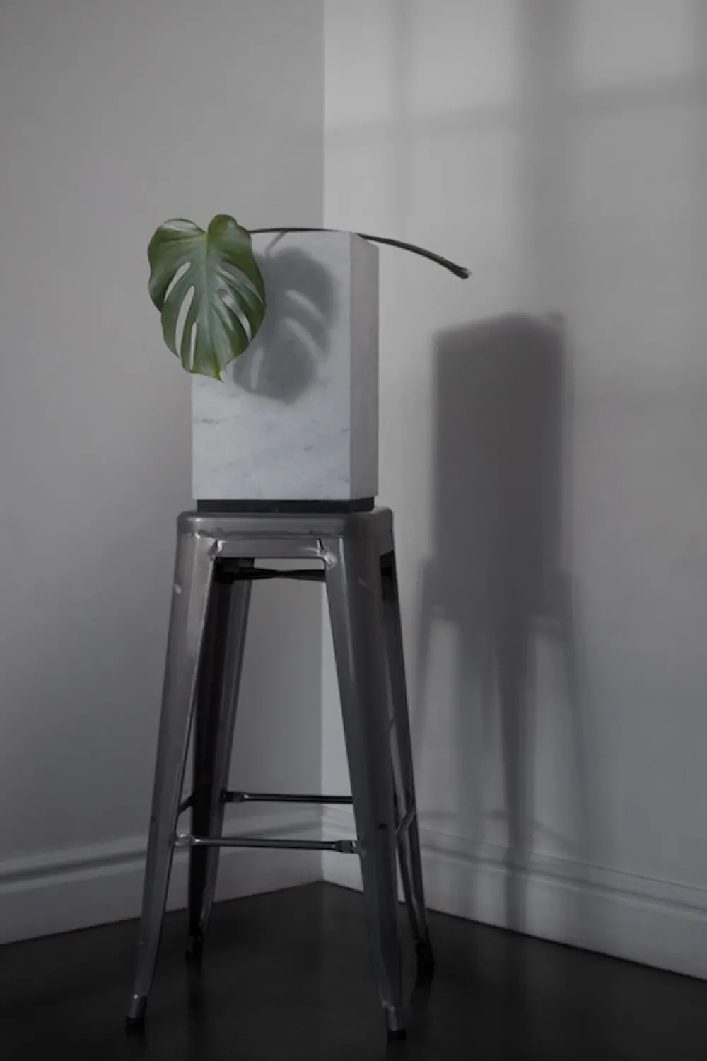 KDESIGN Pall 'Montmartre' 77cm - Stål