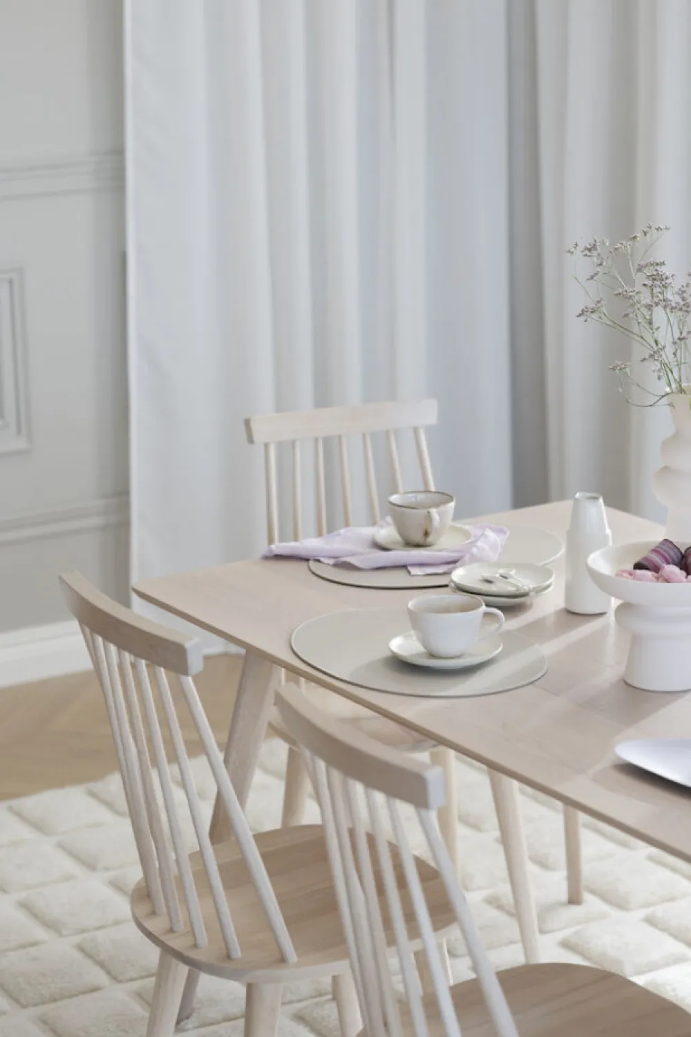 Rowico Home Stol 'Lotta' - Vitpigmenterad